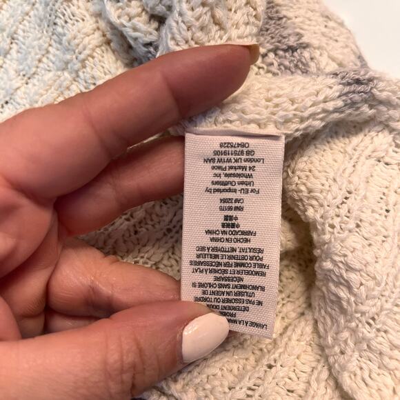 Free People Gray & Cream Striped Chunky Knit Short Sleeve Sweater Top Size Small - Picture 5 of 10